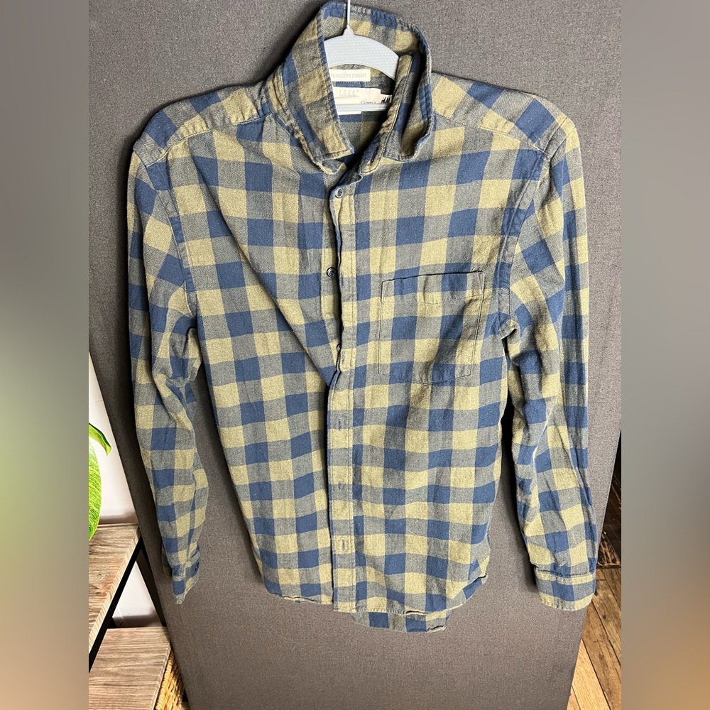 H&M Navy/Olive Green checkered “flannel” shirt